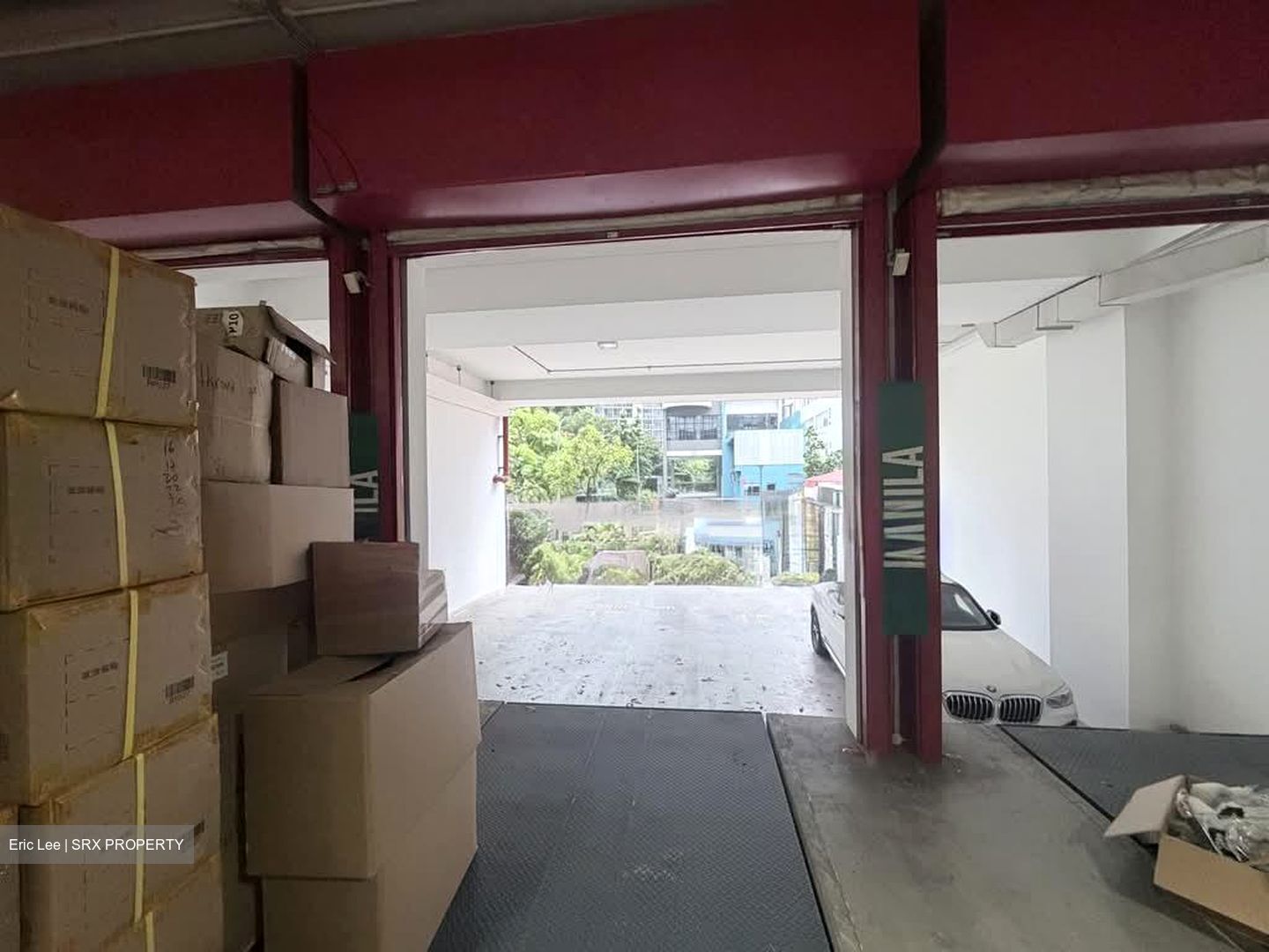 Sims Lane (D14), Factory #568308151